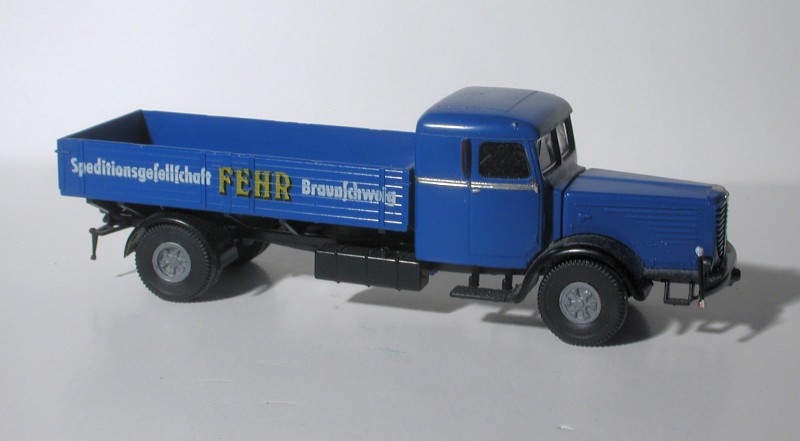 B�ssing 8000 S 13 Pritschenwagen 'Fehr' von Brekina
