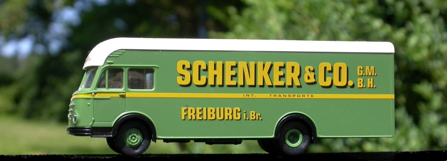 B�ssing Commodore LS 11/16 F Sattelschlepper Baujahr 1960 von Brekina