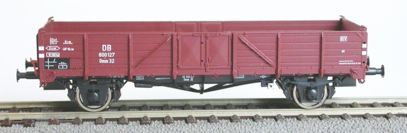 Omm 32 (Linz) mit Fischbauchlangtr�gern von Roco