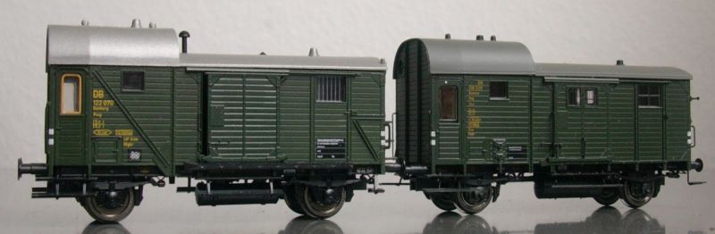 Pwg pr 14 in Epoche 3a von Fleischmann (links) und Brawa