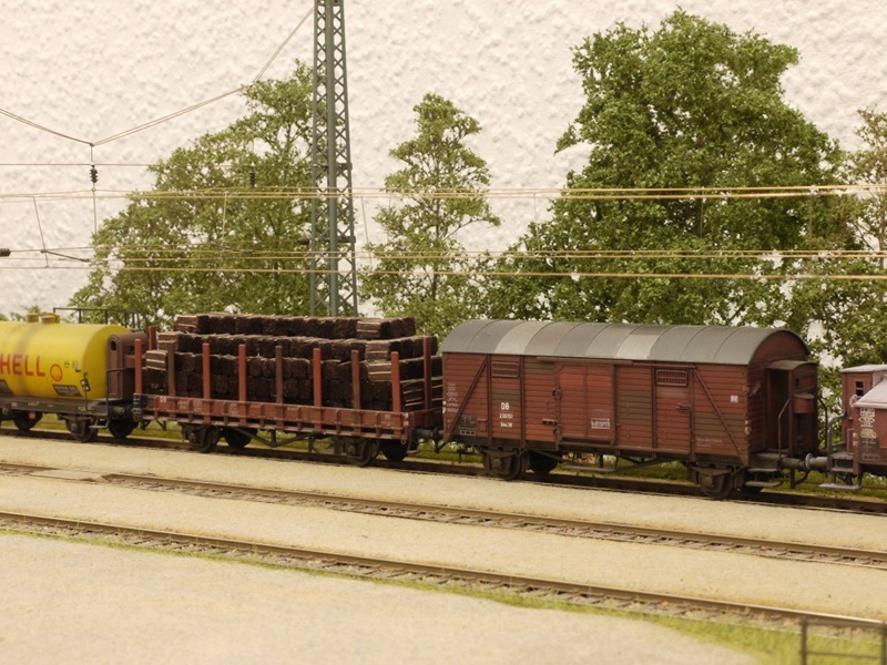 Ankommende Wagen: Kesselwagen, R 10, Gms 39